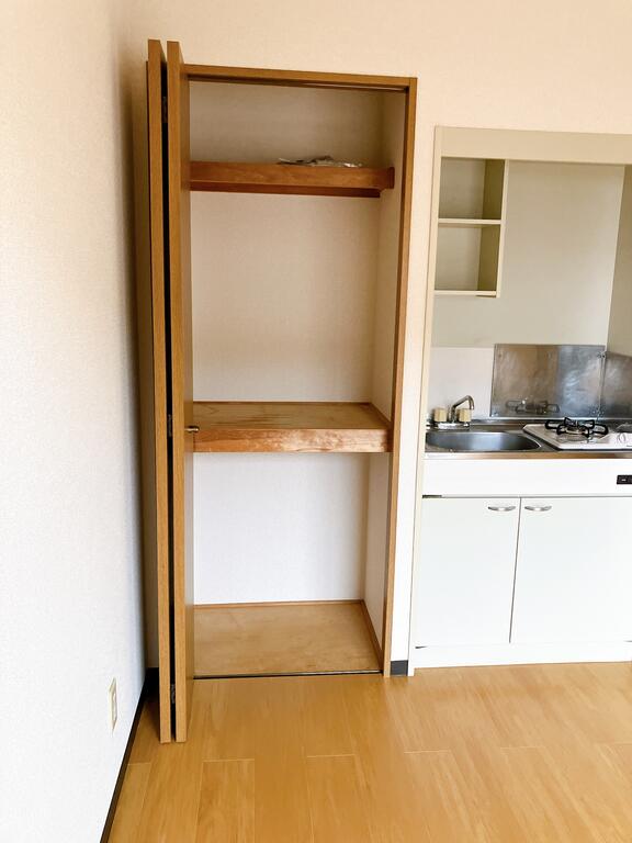 コンバウス盛南の内装写真