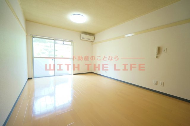 居室・リビング　ゆったり過ごせるリビングです