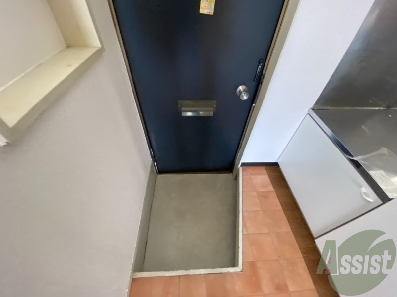 玄関　玄関から見た景色はこちらです。イメージできますか。