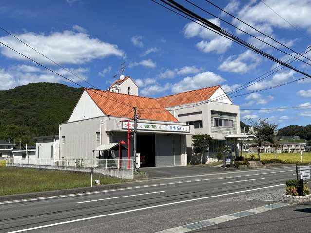 その他　岡山市役所消防局北消防署御津出張所（その他）まで641m