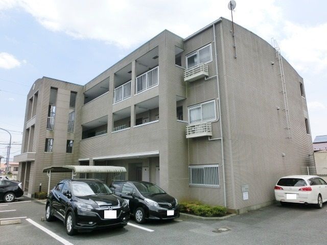 佐倉市城のマンションの建物外観