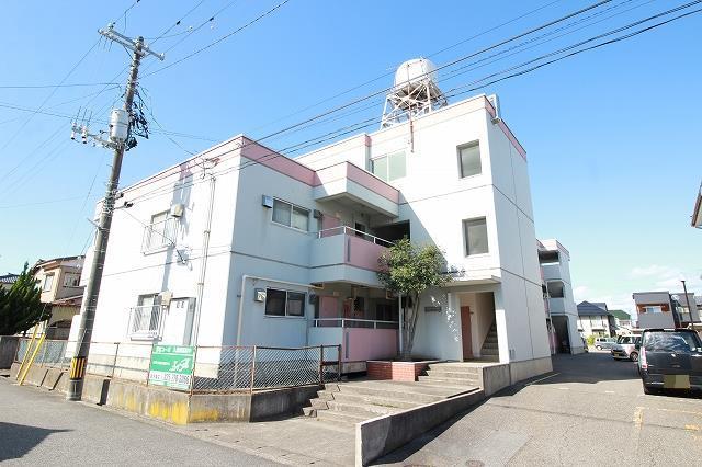 井村コーポの建物外観
