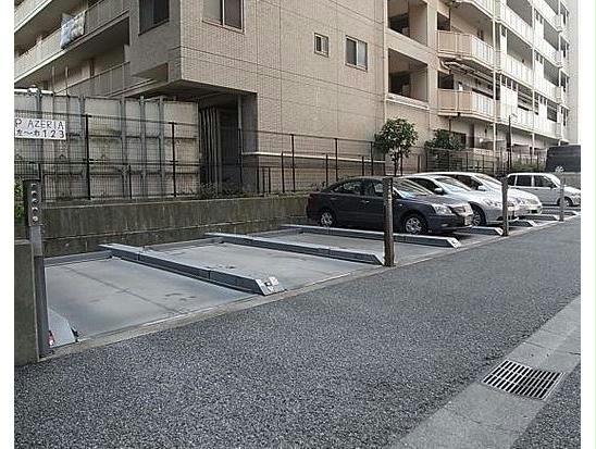 【八千代市緑が丘のマンションの駐車場】