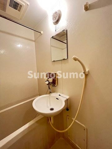 洗面設備　忙しい朝には欠かせない洗面所です