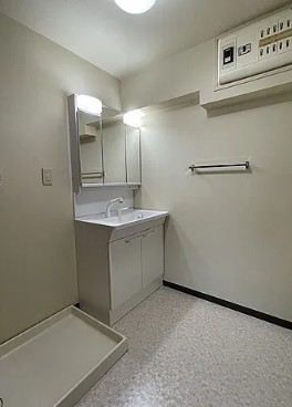 洗面設備　※同物件、別部屋になります。