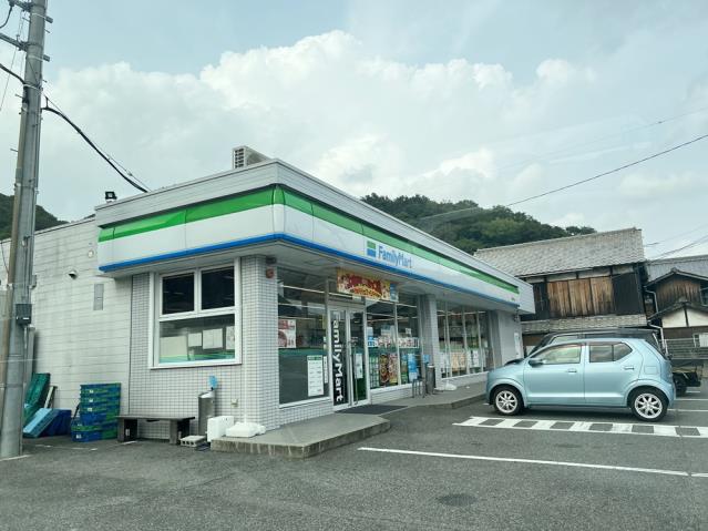 コンビニ　ファミリーマート備前西片上店（コンビニ）まで2114m