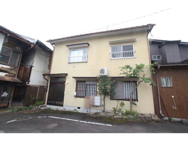 本町4丁目貸家の建物外観