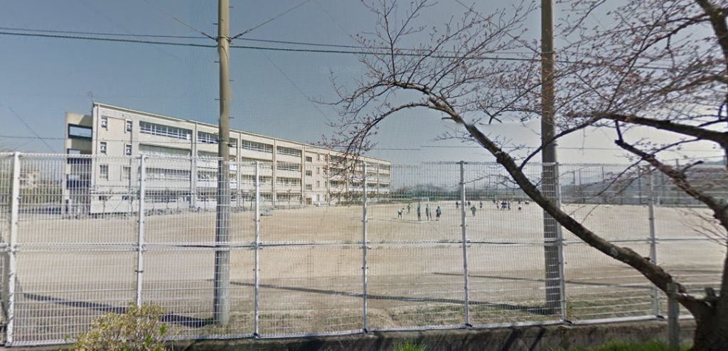 中学校　河内長野市立千代田中学校（中学校）まで150m