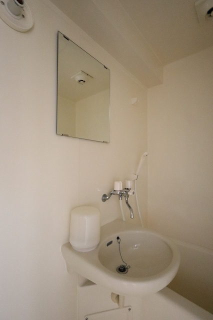 洗面設備　同物件別号室