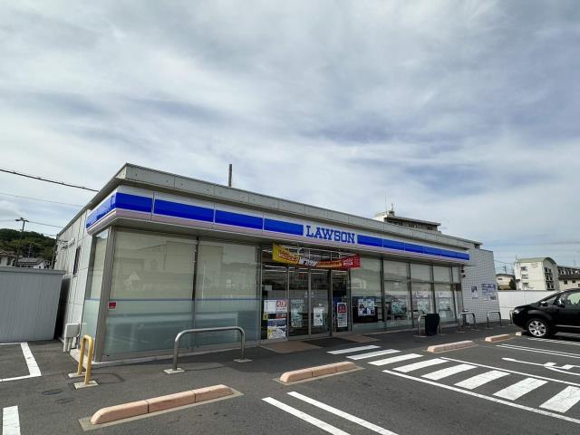 コンビニ　ローソン里庄町里見店（コンビニ）まで1644m