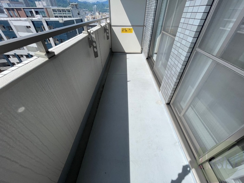 バルコニー　バルコニーです。洗濯物を干したり一息ついたりできますね！