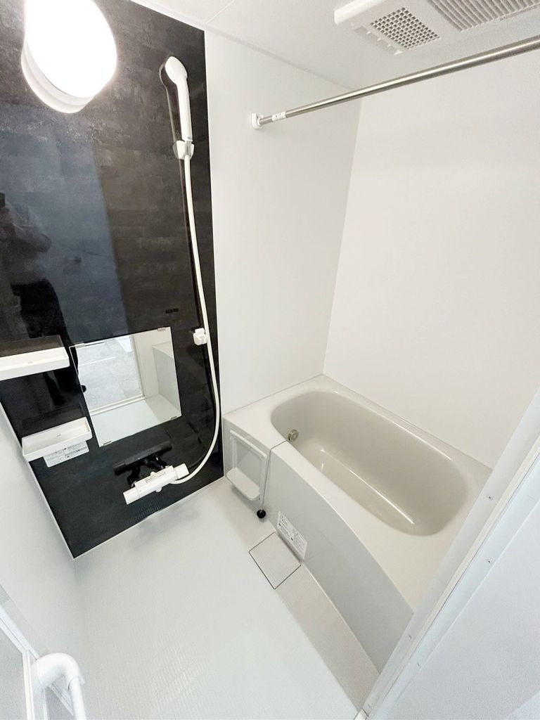 バス・シャワールーム　バス