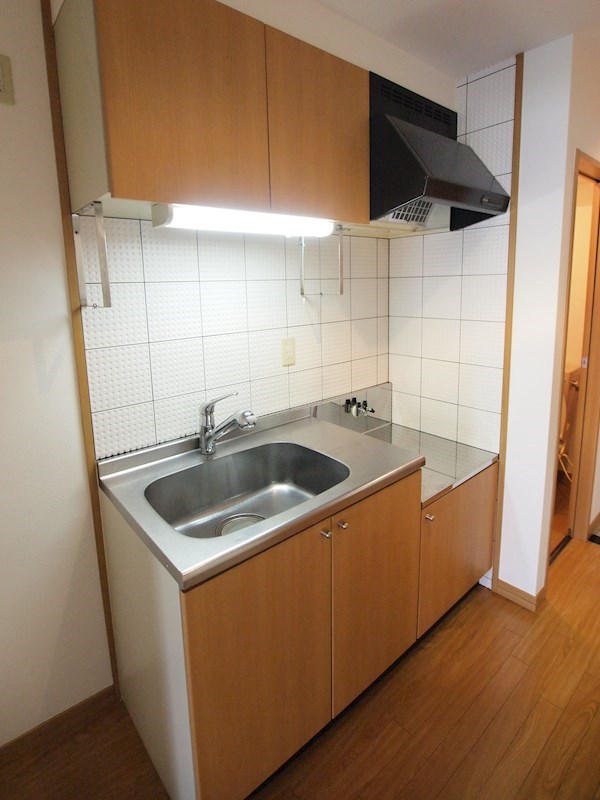 キッチン　ガスコンロ設置可能。