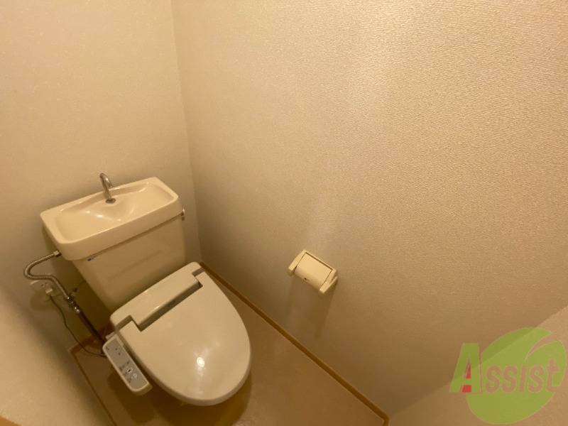 トイレ　トイレは個別になっているのでゆっくりお使い頂けます。