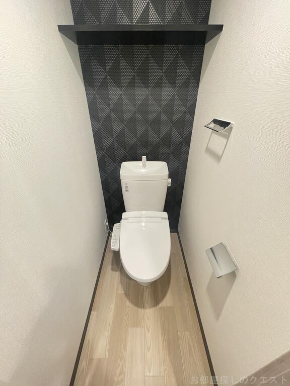 トイレ　（写真は同タイプ）