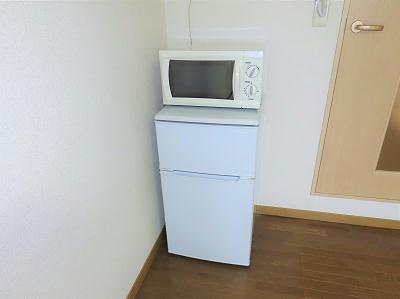その他　電子レンジ、冷蔵庫完備
