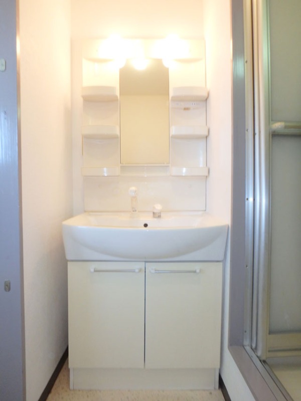 洗面設備　人気のシャンプードレッサー