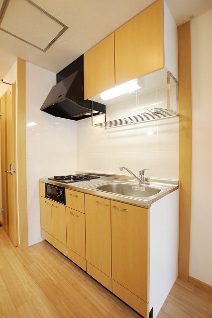 キッチン　同物件別号室