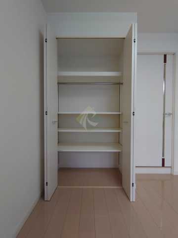 収納　レジディア上落合