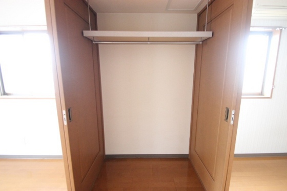 収納　※別部屋の写真です