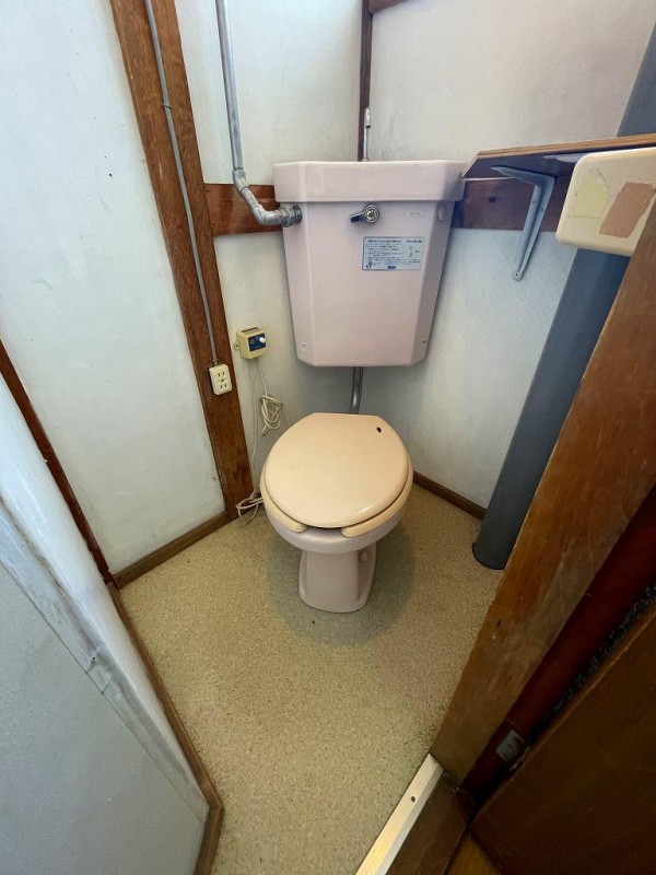 トイレ　トイレ