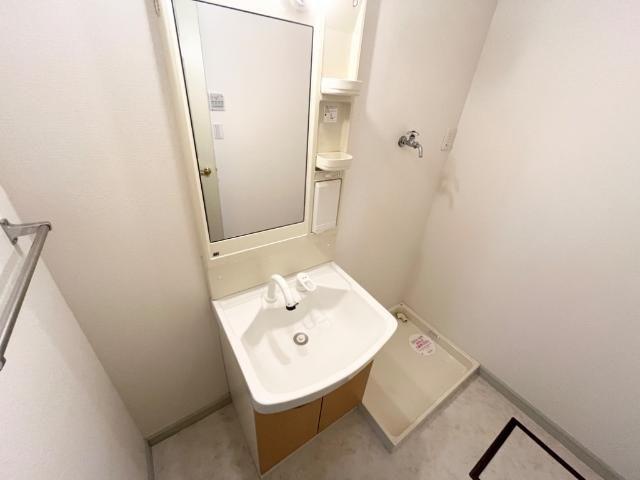 洗面設備　洗髪洗面化粧台