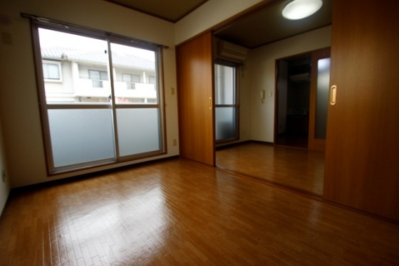 居室・リビング　※別号室の写真使用