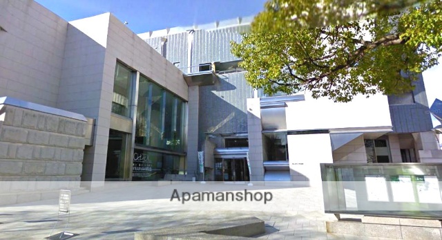 その他　岡山県立美術館（その他）まで558m