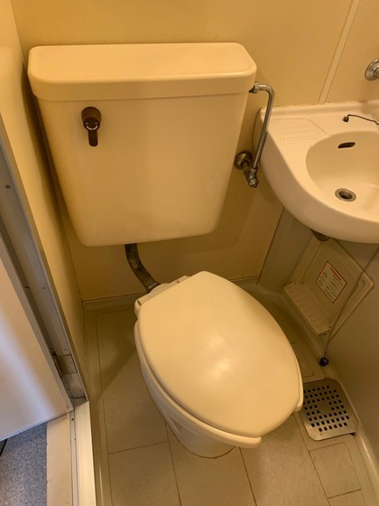 トイレ　※別号室のお写真です。