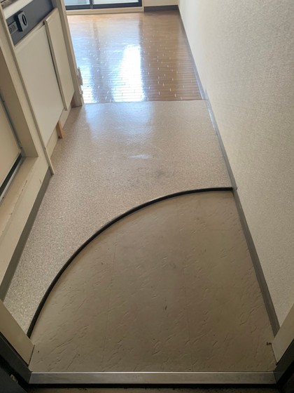 玄関　※別号室のお写真です。