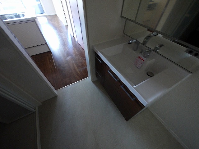 洗面設備　洗面所です