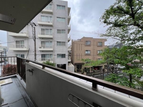 眺望　まいばすけっと田園調布1丁目店