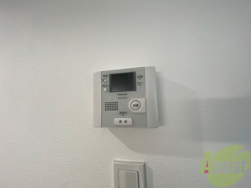 その他設備　ＴＶモニター付インターホンです。来客者の顔が見えるので安心！