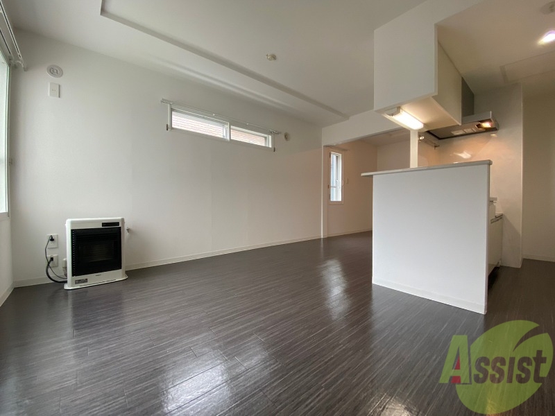 居室・リビング　広くてきれいなリビングです！快適に過ごせそうですね。