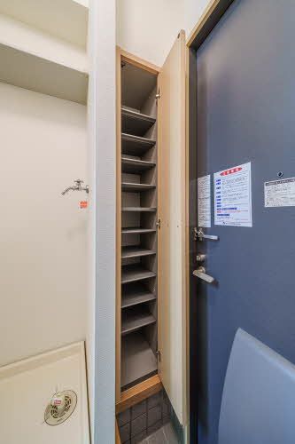 収納　シューズボックス