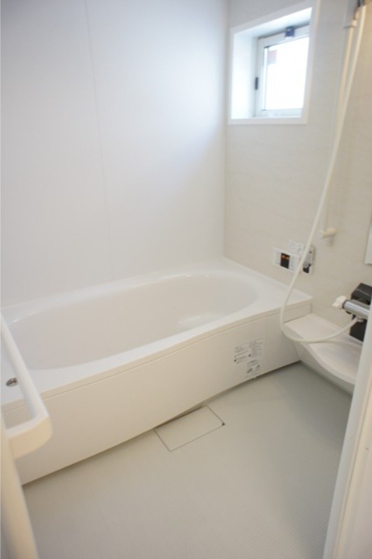 バス・シャワールーム　図面と現状に相違がある場合には現状を優先