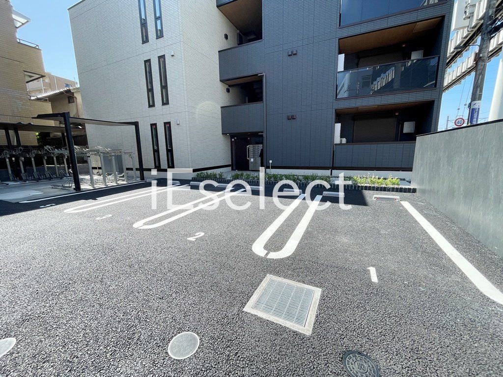 駐車場　敷地内駐車場は限りがありますのでご確認ください。