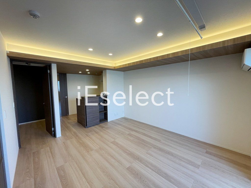 居室・リビング　間接照明のおしゃれなお部屋です！