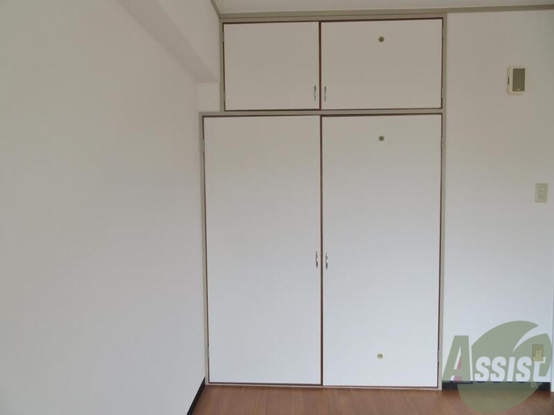 収納　一人暮らしには十分な大きさの収納なので安心です。