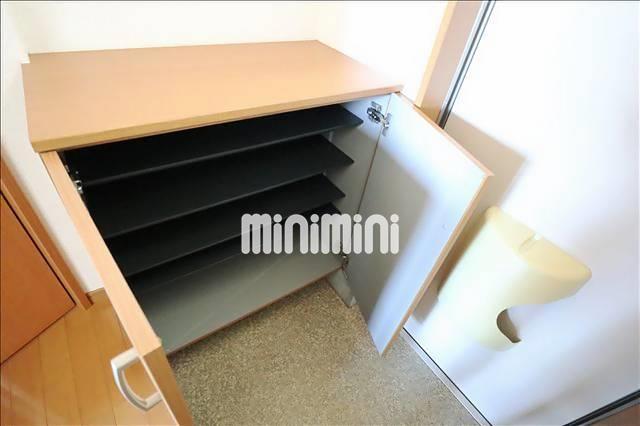 玄関　シューズボックスです。