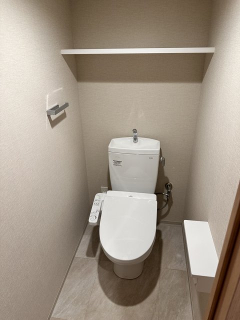 トイレ　※別部屋参考写真、現況優先※