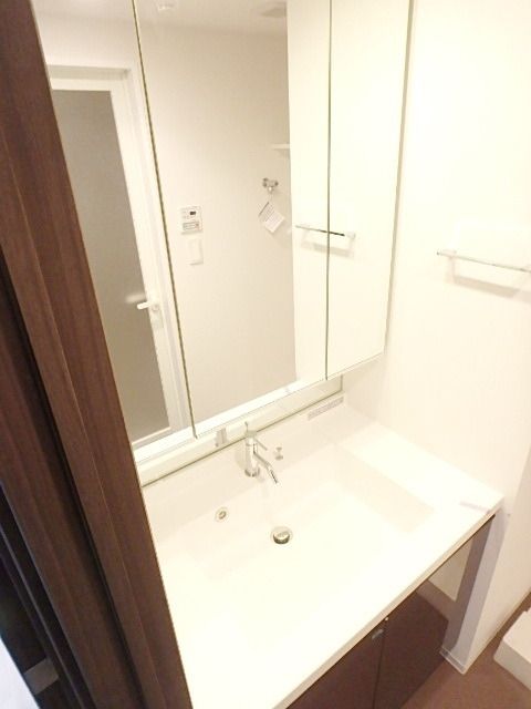 洗面設備　独立洗面台