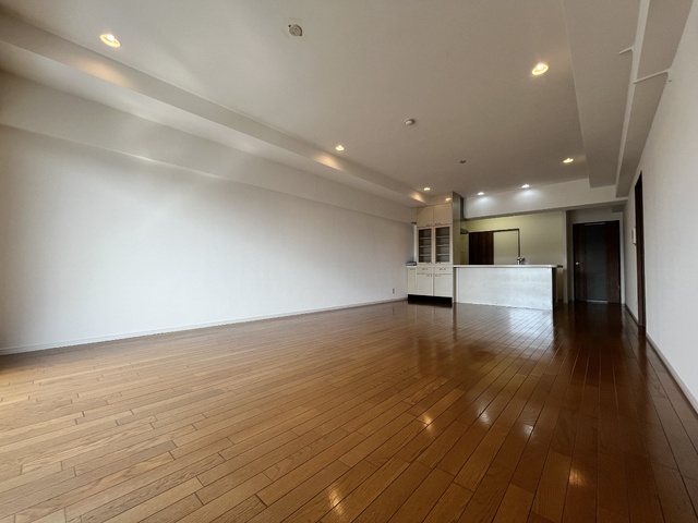 居室・リビング　★南向きリビング★