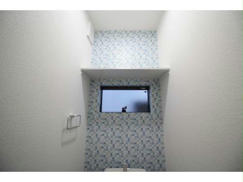 トイレ　同型モデル