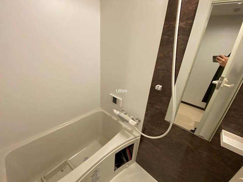バス・シャワールーム　違うお部屋の写真です。ご参考までに