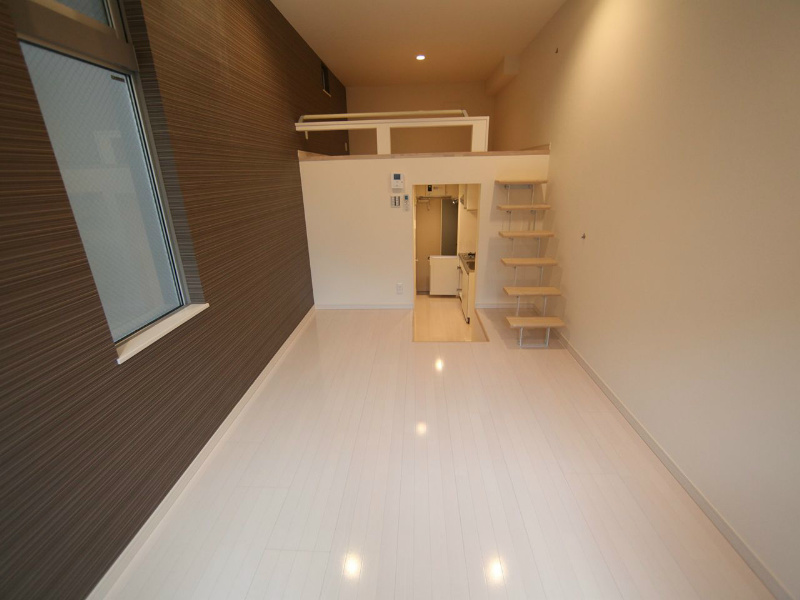 その他　洋室7帖　ロフト5.5帖（収納にも寝室にも使えます）