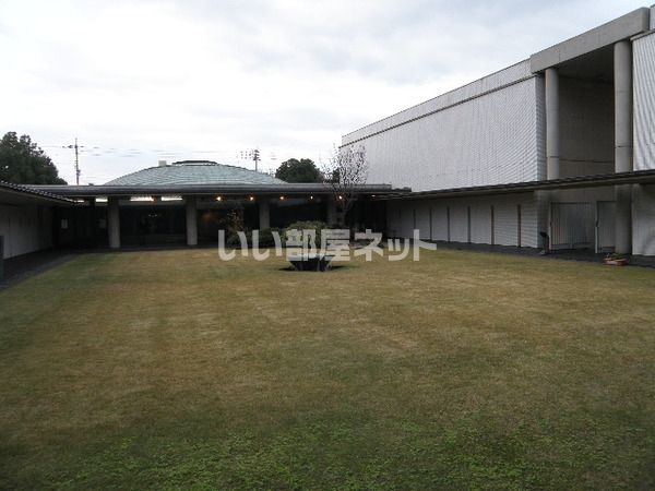 図書館　別子銅山記念図書館（図書館）まで542m