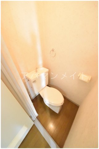 トイレ　トイレもきれいです
