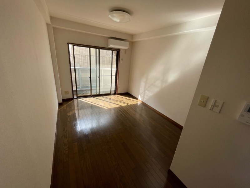 居室・リビング　※他部屋参考写真