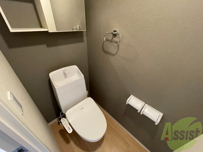 トイレ　トイレは清潔感があり安心して使用できそうです。